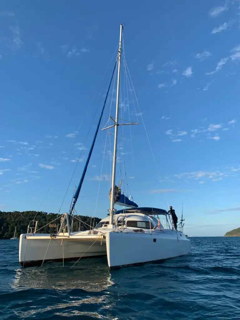 CATAMARAN